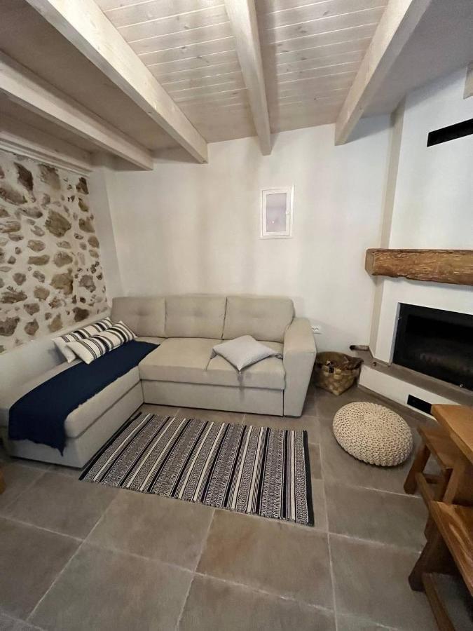 Valeria'S Apartments Sinarádes Екстериор снимка